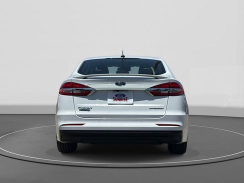 Used 2019 Ford Fusion Energi Titanium FWD image 6