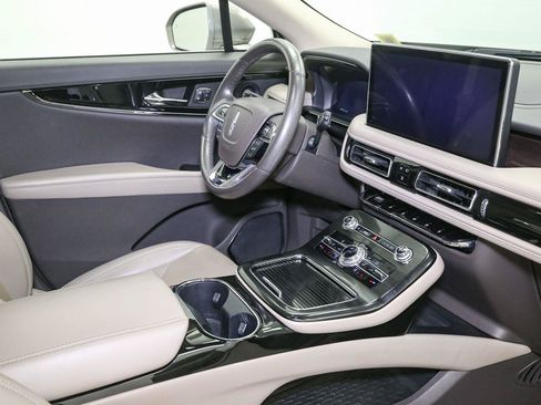 Used 2021 Lincoln Nautilus Reserve AWD/4WD image 21