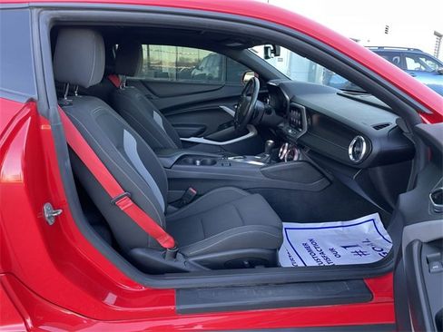 Used 2020 Chevrolet Camaro SS image 16