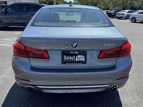 Used 2017 BMW 530i w/ Premium Package RWD image 5
