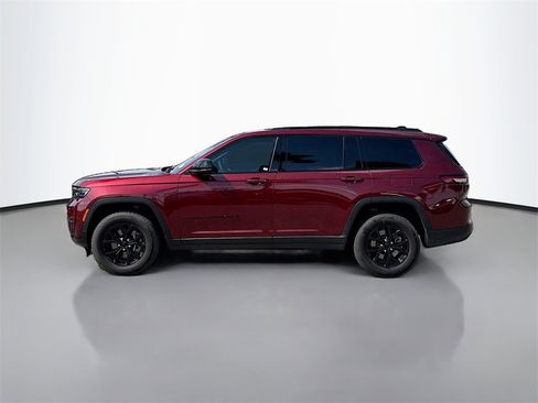 Used 2024 Jeep Grand Cherokee L Laredo image 4