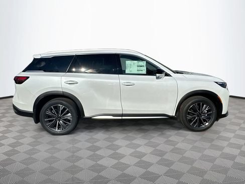 Certified 2026 INFINITI QX60 Luxe w/ Cargo Package FWD image 5
