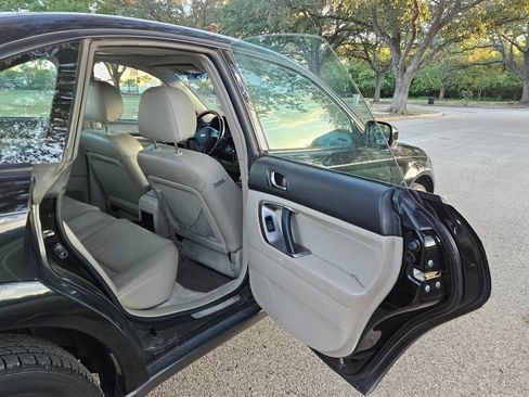 Used 2005 Subaru Outback 3.0R image 20