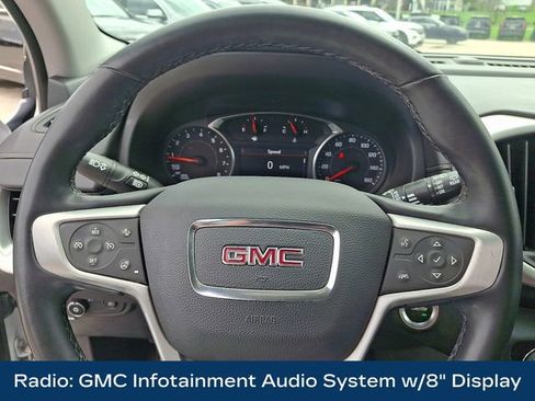 Used 2023 GMC Terrain SLT image 4