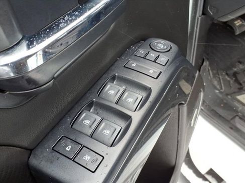 Used 2019 GMC Sierra 2500 SLT w/ Duramax Plus Package image 16