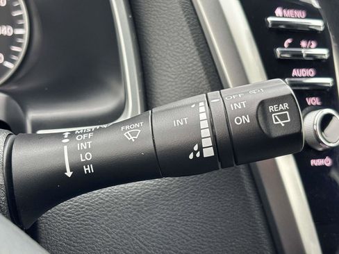 Used 2023 Nissan Murano S image 27