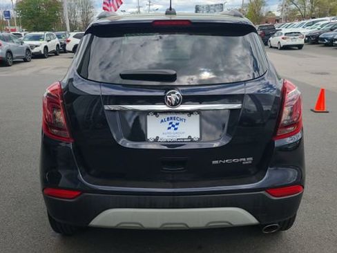 Used 2022 Buick Encore Preferred w/ Safety Package AWD/4WD image 7