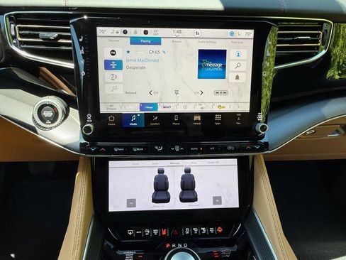 New 2026 Jeep Grand Wagoneer Summit AWD/4WD image 39