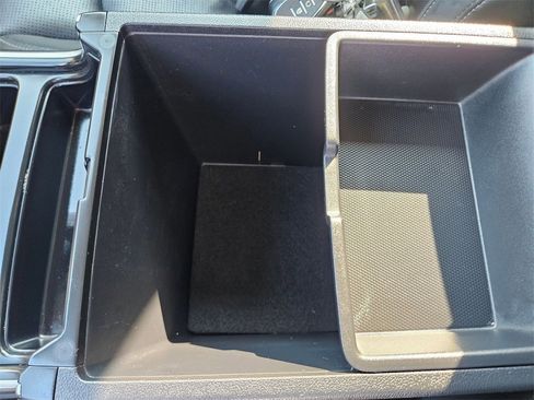 Used 2024 Kia Sorento S image 30