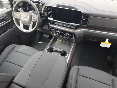 New 2026 GMC Sierra 3500 SLT w/ SLT Convenience Package AWD/4WD image 27