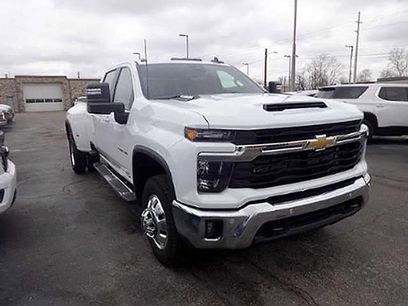 Used 2025 Chevrolet Silverado 3500 LT w/ Safety Package