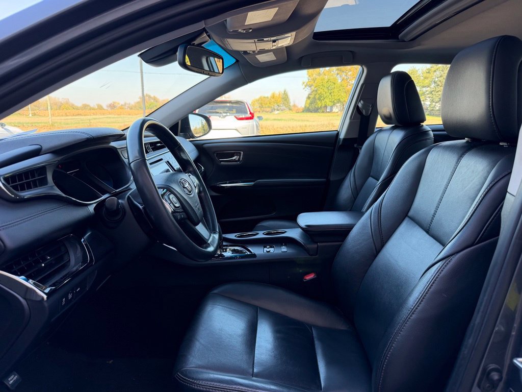 Used 2017 Toyota Avalon Touring FWD image 9