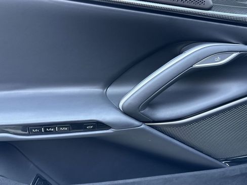 Certified 2024 Ferrari Purosangue Base image 13