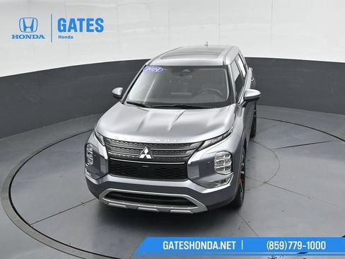 Used 2024 Mitsubishi Outlander SE AWD/4WD image 51