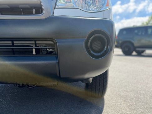 Used 2010 Toyota Tacoma 2WD Regular Cab image 29