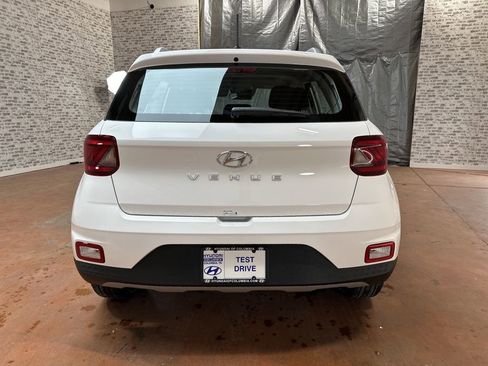 New 2026 Hyundai Venue SEL FWD image 6