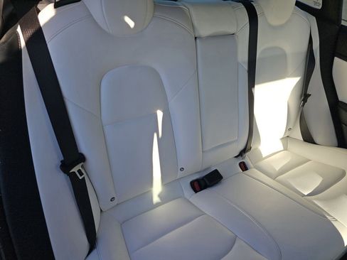 Used 2018 Tesla Model 3 Long Range image 20