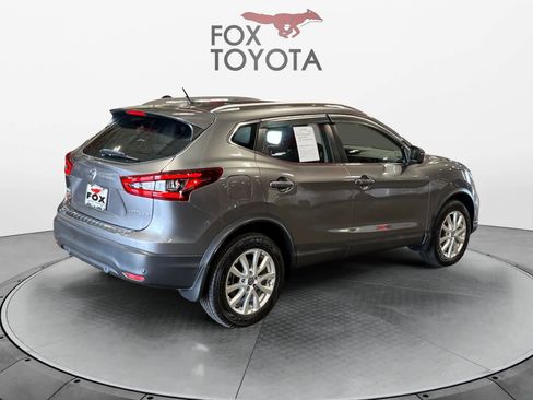 Used 2021 Nissan Rogue Sport SV image 6