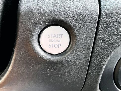Used 2022 Nissan Frontier PRO-4X w/ Pro-4X Premium Package AWD/4WD image 27