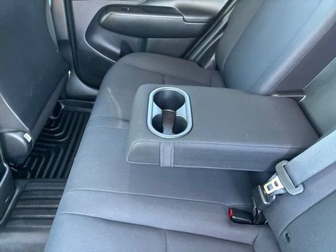Used 2025 Hyundai Kona SEL AWD/4WD image 21