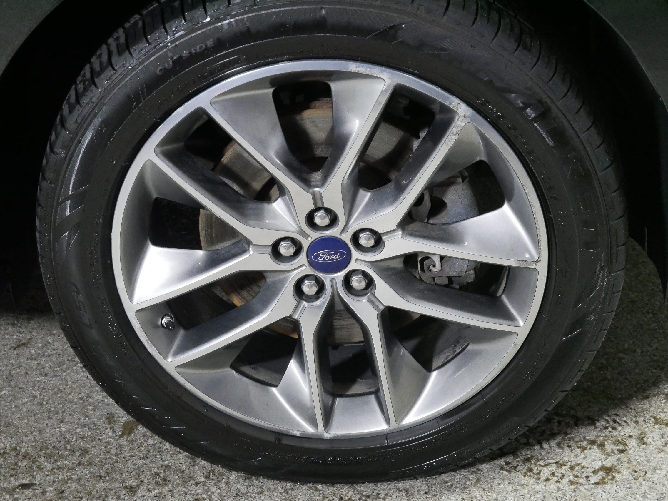 Used 2015 Ford Edge Titanium w/ Equipment Group 301A FWD image 15