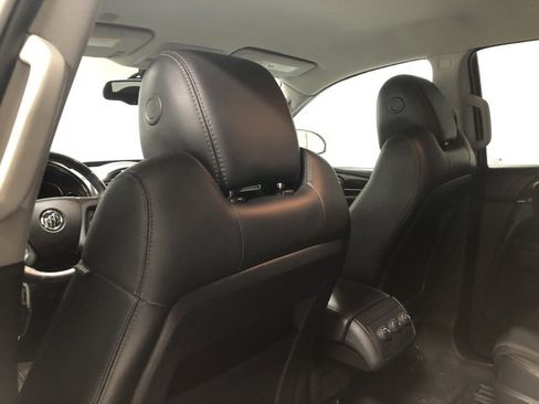 Used 2017 Buick Enclave Leather image 17