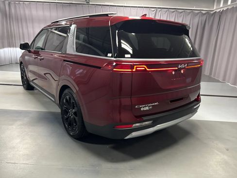 Used 2022 Kia Carnival SX Prestige FWD image 5