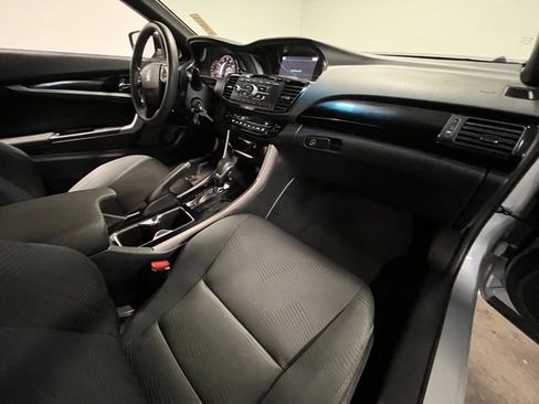 Used 2016 Honda Accord LX-S image 10