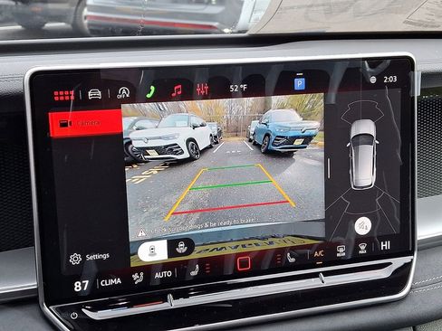 New 2026 Volkswagen Tiguan SE image 12