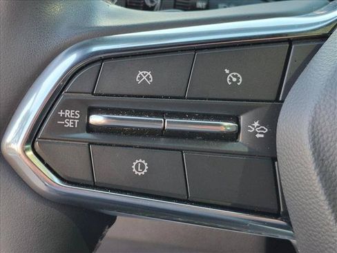 Used 2025 Chevrolet Traverse LT w/ Sun and Wheel Package FWD image 15
