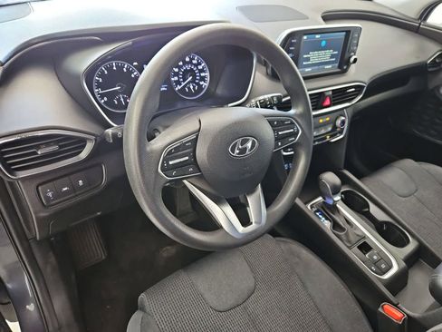 Used 2020 Hyundai Santa Fe SE FWD image 2