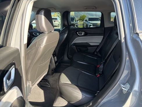 Used 2022 Jeep Compass Limited w/ Elite Group AWD/4WD image 15