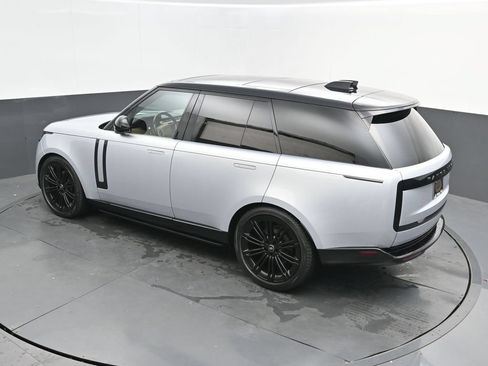 Used 2024 Land Rover Range Rover SE AWD/4WD image 35