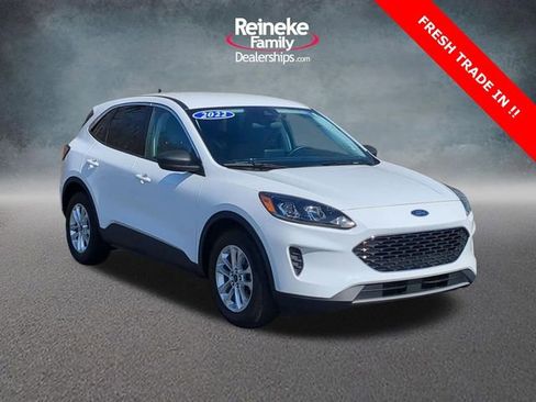 Used 2022 Ford Escape SE w/ Cold Weather Package image 3