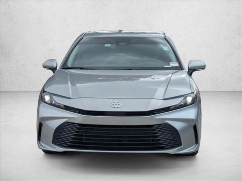 Used 2025 Toyota Camry LE FWD image 2