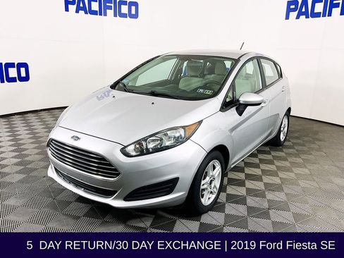 Used 2019 Ford Fiesta SE image 4