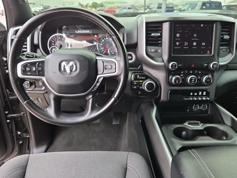 Used 2022 RAM 1500 Big Horn AWD/4WD image 14