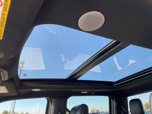 Used 2024 Ford F250 Platinum image 20