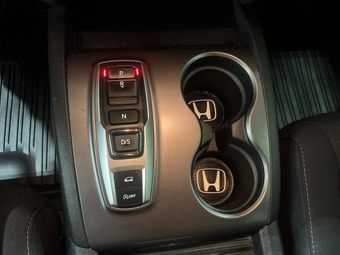 Used 2019 Honda Passport Sport image 12