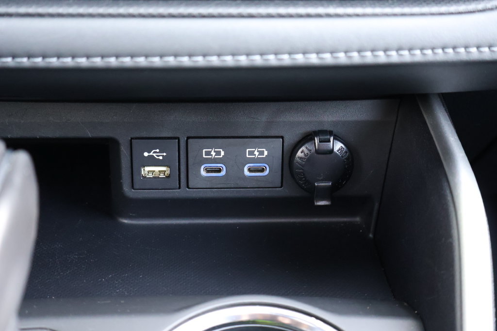 Used 2022 Toyota Highlander XSE FWD image 22