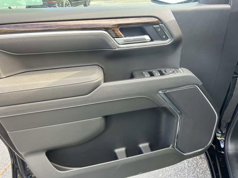New 2026 GMC Sierra 1500 Elevation image 13