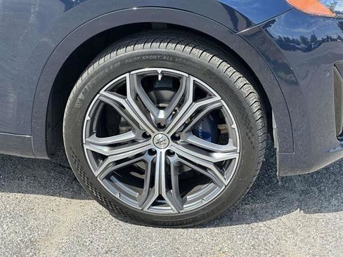 Used 2020 Maserati Levante AWD/4WD image 7