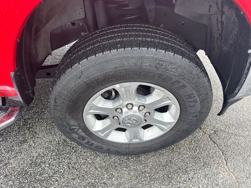 Used 2024 RAM 2500 Big Horn w/ Bed Utility Group image 12