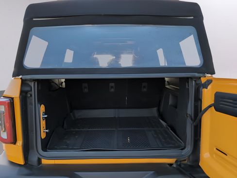 Used 2021 Ford Bronco Outer Banks image 9