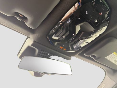 Used 2026 BMW X3 xDrive30 w/ Premium Package image 19