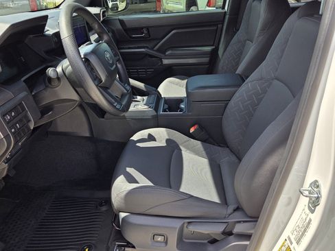 Certified 2024 Toyota Tacoma SR5 image 4