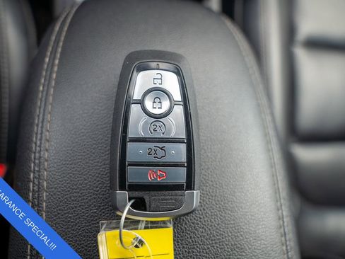 Used 2021 Ford Escape SEL image 28