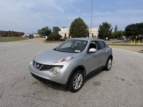 Used 2014 Nissan Juke S AWD/4WD image 1