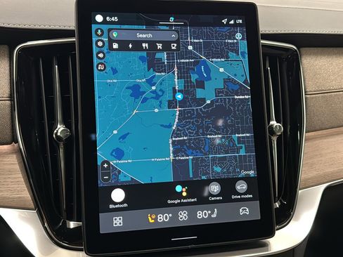 New 2026 Volvo XC90 T8 Plus w/ Protection Package Premier image 16