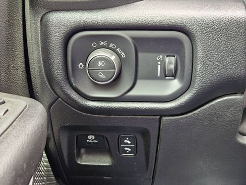 Used 2022 RAM 1500 Lone Star image 25